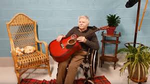 Boulevard des airs et vianney allez reste paroles lyrics boulevarddesairs vianney allezreste. Le Groupe Boulevard Des Airs Felicite Les Residents De L Ehpad D Helfaut Pour Leur Clip