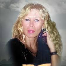 Renee Kendrick's Instagram, Twitter & Facebook