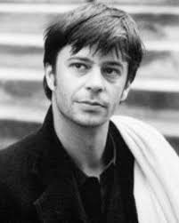 Thibault de montalembert est un acteur français formé à la classe libre du cours florent, puis à en 2012 et 2013, thibault de montalembert est à l'affiche de la pièce race de david mamet ; Thibault De Montalembert Unifrance