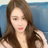 200+ perfiles de «Agatha»