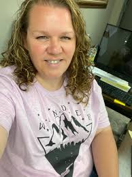 So when I go clothes shopping with the mrs, it's like she's speaking in  another language. “That's nice..it'll go with your beige shorts” “Try these 