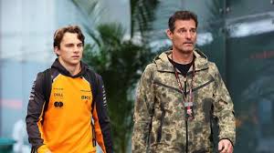 F1: Mark Webber reage aos rumores e manda recado sobre futuro de Oscar Piastri na McLaren