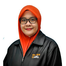 She started her career in 1979, with a soundtrack album, dunia ana yang punya. Academics And Professionals Unikl Mimet