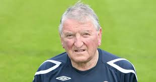 David Healy leads the tributes following passing of Linfield stalwart Kenny  McKeague