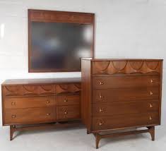 Along with a chair clearance of 23.5 inches Mid Century Modern Brasilia Bedroom Set By Broyhill Furniture Ideas Interiors Art Exteriors Mid Century Homes House Kitchen Living Room Apppie Org