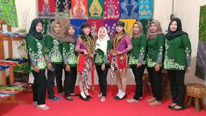 Only fonts with accents euro. Galery Batik Pring Sedapur Sidomukti Photos Facebook