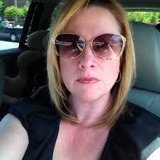 Laura Barstow (@BarstowlLaura)