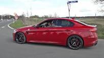 Alfa Romeo Giulia Quadrifoglio 2.9 V6 with RAGAZZON EXHAUST! Lovely  Accelerations!