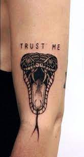 Ihr Tattoo Ist An 60 Tagen Spurlos Verschwunden Snake Tattoo Design Quarter Sleeve Tattoos Hand Tattoos