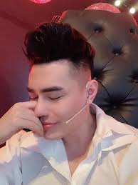 Tổng hợp phim chiếu rạp, phim bộ online vietsub sớm, thuyết minh chất lượng cao của việt nam, trung quốc, hàn quốc, thái lan, âu mỹ, nhật bản Hanh Trinh Dao Keo Ä'au Ä'á»›n Cá»§a Le DÆ°Æ¡ng Báº£o Lam Cháº¥p Nháº­n Pháº«u Thuáº­t 10 Ngay Láº§n 3 Phen CÆ°a RÄƒng Theo Trend