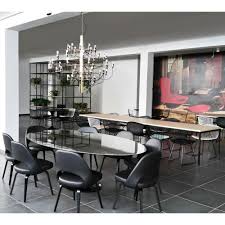 Is appears to occupy less space so, visually, it's a better option especially for small spaces. Knoll Saarinen Oval Dining Table Palette Parlor Modern Design