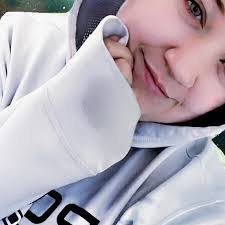 Alyson Shepherd's Instagram, Twitter & Facebook