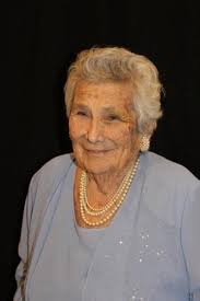 Martha Mclean's Instagram, Twitter & Facebook