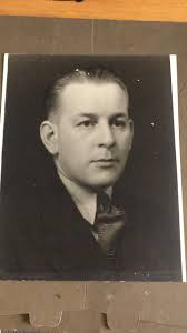 Does anyone in Yarmouth know the Spinney family who might be interested in  an old calendar found at a yard sale in Ontario?