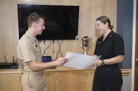 171116 N Dy073 0195 Annapolis Md Nov 16 2017 Midshipman 1st Class Mckenna Niemer Receives Her Service Assignme Naval Academy Bancroft Mass Communication