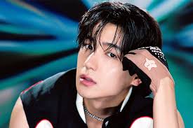 Nagkaroon ng ligament rupture si Hyunjae ng THE BOYZ tatlong araw pa lang  pagkatapos ng kanilang comeback. : r/kpop