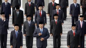 Read reviews from world's largest community for readers. Yang Pernah Dicopot Dan Digeser Sby