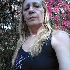 Vianense sofre acidente fatal no Paraná na madrugada deste sábado Débora  Camila Guidolin, de 29 anos, natural de Santa Maria (RS) e residia em  Manoel Viana, morreu na madrugada deste sábado (25)