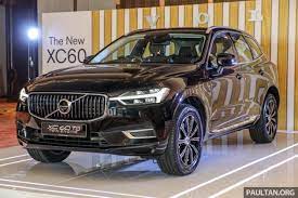 The list of variants and pricing remains the same as before, and includes the t5 momentum (rm298,888 otr without insurance), t8 twin engine. 2018 Volvo Xc60 Launched In Malaysia Cbu T8 Phev At Rm374k Ckd T5 And T8 To Arrive Later From Rm299k Paultan Org