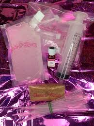 Wholesale Lipgloss Kit Includes 1 5oz Bag Of Oil Infused Gloss Base 1 60ml Syringe 10 8ml Squeeze Tubes 7 Pipettes Gloss Diy Diy Lip Gloss Glitter Lip Gloss