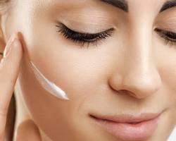 Image of Apply a moisturizer