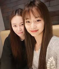 See more ideas about twice, tzuyu twice, kpop girls. Twice Tzuyu Shows Her Support For Clc Elkie S Helicopter Twice Portal