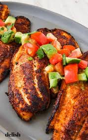 This Blackened Tilapia With Avocado Salsa Will Turn Anyone Into A Seafood Lover Recipe Fish Recipes Healthy Tilapia Recipes Fish Dinner
