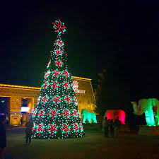 Munn parks christmas lights lakeland fl florida youtube. The Best Neighborhoods For Christmas Lights In Memphis Memphistravel Com