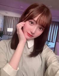 白石桃（白石もも）AV女優完整介紹：2023出道作爆紅、隱瞞家人叛逆下海的透明美肌清新美少女｜最新作品持續關注