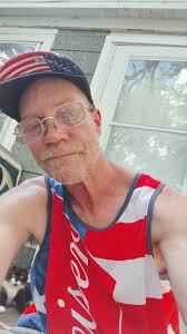 My name is monte, from Salem Oregon love the outdoors, cooking cleaning, I  just trying to my queen