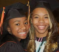 Kay Munn's Instagram, Twitter & Facebook