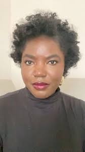 𝑱𝒐𝒂𝒏𝒏𝒆 𝑹𝑶𝑴𝑨𝑰𝑵 (joanneromain_)