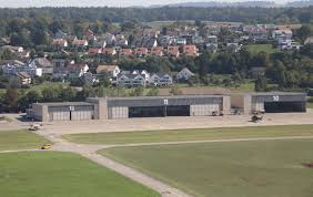 In dübendorf (flugplatz) heute erwarten wir +1.+16 °c, ohne niederschlag, nebel, leiser zug. Luftwaffe Will In Dubendorf Investieren Sky News