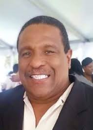 Who are the candidates running for Charleston mayor and city council in the  November 2023 election