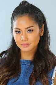 Karen Javier's Instagram, Twitter & Facebook