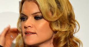 Missi Pyle (1972-), American Actress, Singer, inspiring quotations,  biography, related authors and quotes, and quotes about at Quote.org
