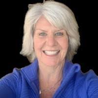 Courtney Evanoff's Instagram, Twitter & Facebook