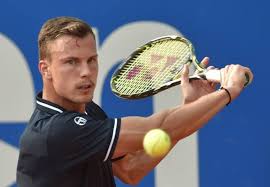 A magyar válogatott utánpótlás keretének tagja. Fucsovics Marton Atp Tornan Vivhat Dontot Borsodihir Hu