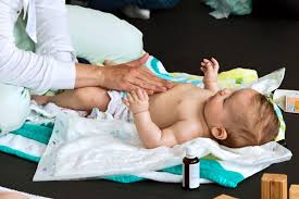 Grüße andrea mit charline 4 wochen und 3 tage alt. Harmonische Babymassage Neuer Kurs Startet Ab 29 Oktober