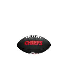 In the national football league (nfl), a tied game occurs when a regular season game ends with both teams having an equal score after one ten minute overtime period. Wilson Football Nfl Team Logo Mini Kansas City Chiefs Wtf1533blxbkc Fanballe American Football Football Rugby Balle Www Ballhandel De