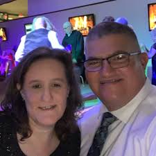 Can a house with crawlspace safely hold a large aquarium?