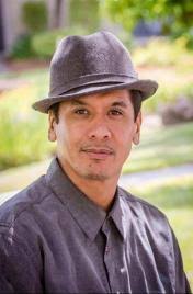 Dustin Heer in Concert