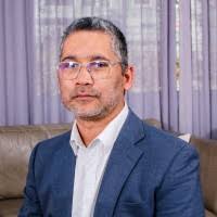 200+ Profile mit dem Suchbegriff „Saal“