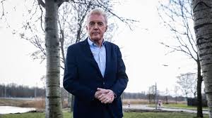 Check spelling or type a new query. Nationale Dodenherdenking Met Andre Van Duin