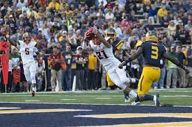 Toledo Ohio Redshirt Freshman James Morgan Threw Five Touchdown Passes In A Stirring Comeback Attempt But The Bowling Green State University Athlete Toledo