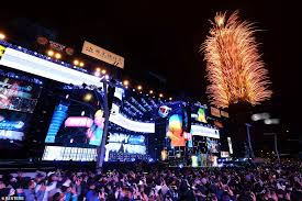 View all past race results. New Year 2021 World Begins Sending Off The Year Of The Pandemic Daily Mail Online