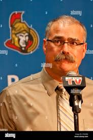 Paul maclean hi-res stock photography and images
