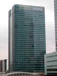 În iulie 2008, erste bank avea 53.633 de angajați si era unul dintre cei mai mari furnizori de servicii financiare din europa centrală, având peste 16 milioane de clienți în aproape 3.000 de unități situate în 8 țări (austria, republica cehă, slovacia, românia, ungaria, croația, serbia și ucraina). Barclays Wikipedia