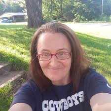 I wonder why we never saw Charlie or Phil? Never met Dorothy's grandkids.