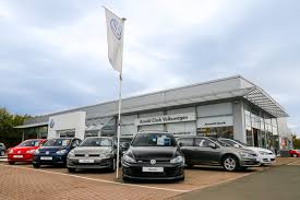 You'll find a wide range of career opportunities on offer in our network of 150+ retail centre's all over the country, including sales, customer service, management, parts and technicians. Glasgow Volkswagen Mg East Arnold Clark